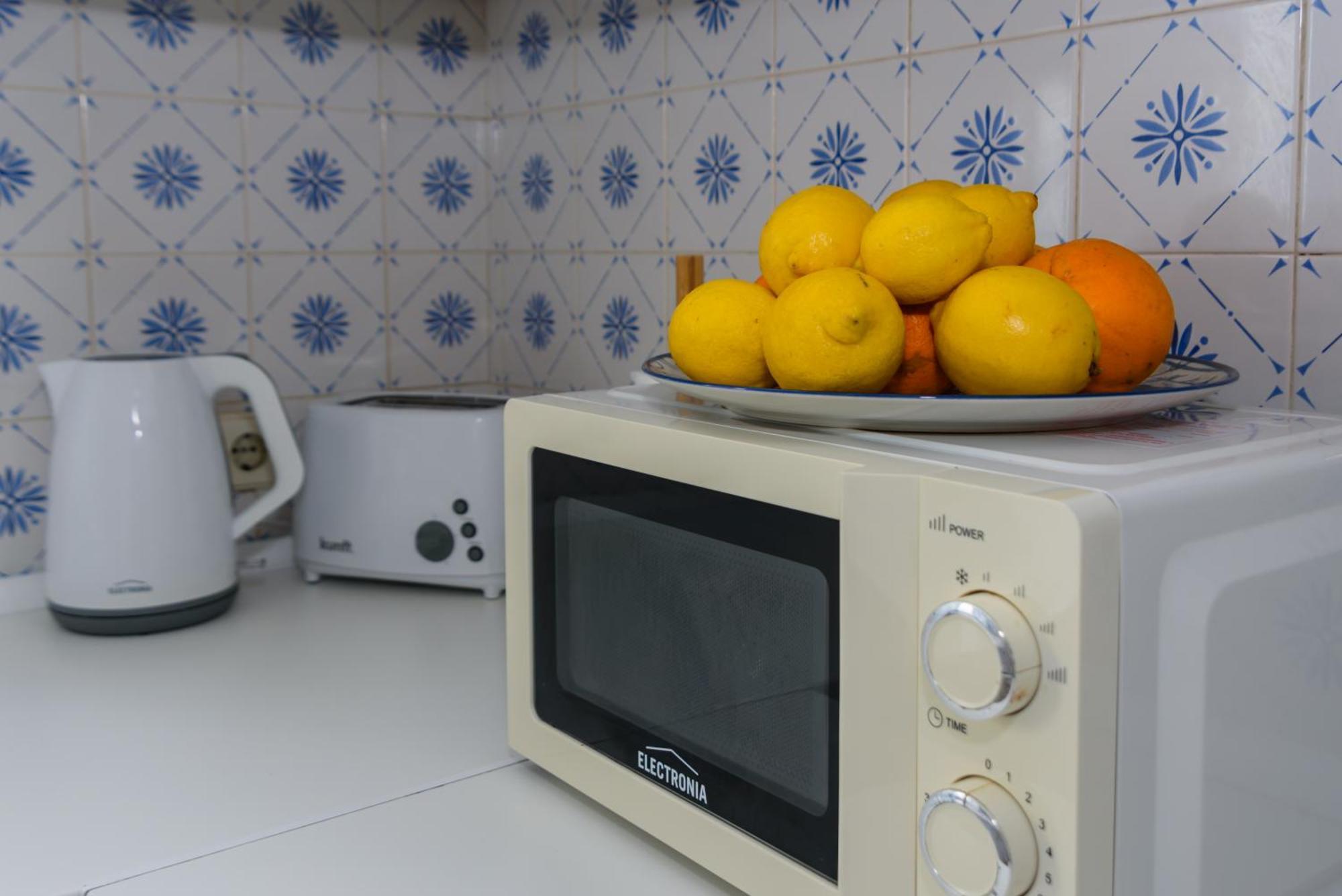 Hillside Studio With Sea View & Fibre Internet Albufeira Bagian luar foto