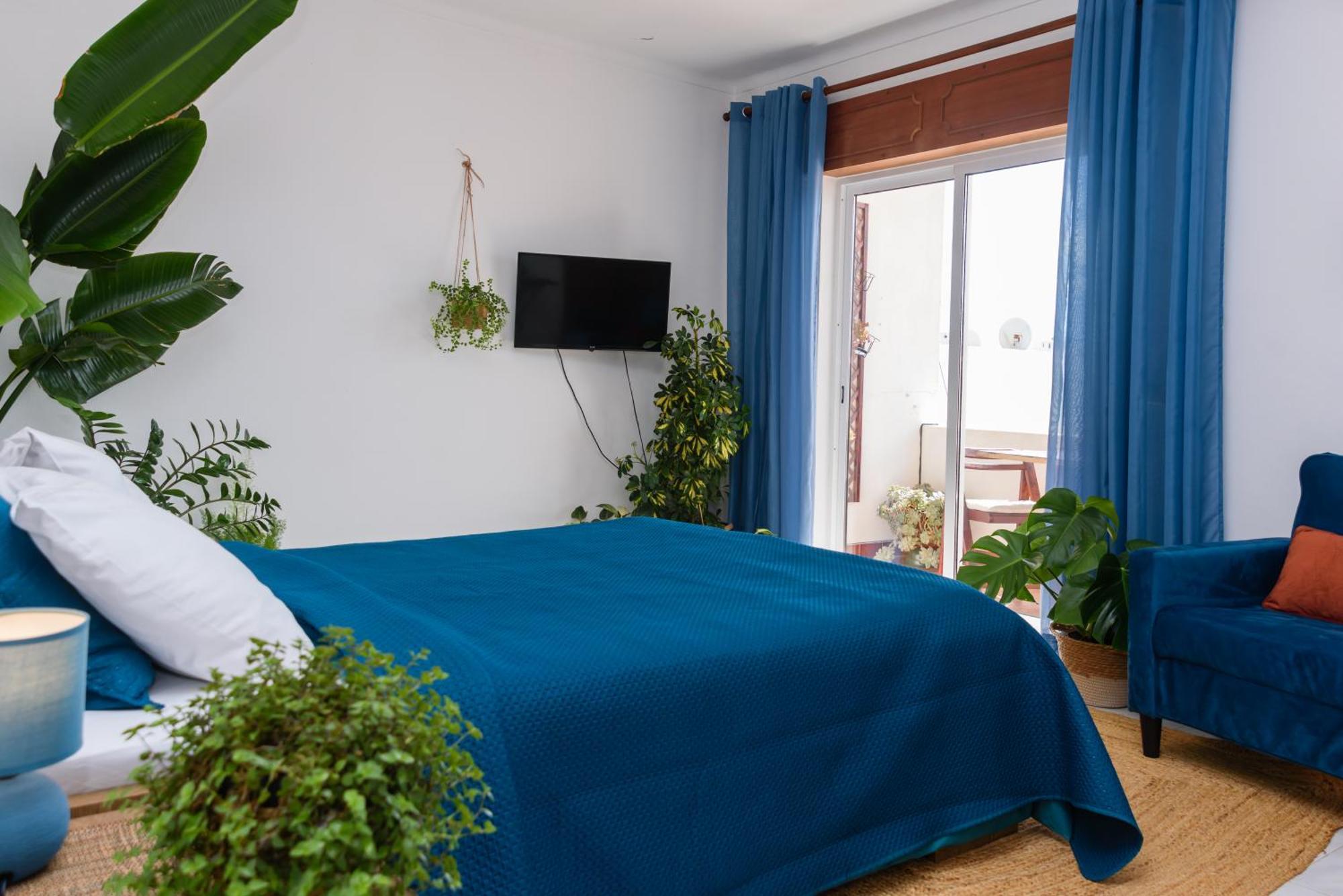 Hillside Studio With Sea View & Fibre Internet Albufeira Bagian luar foto