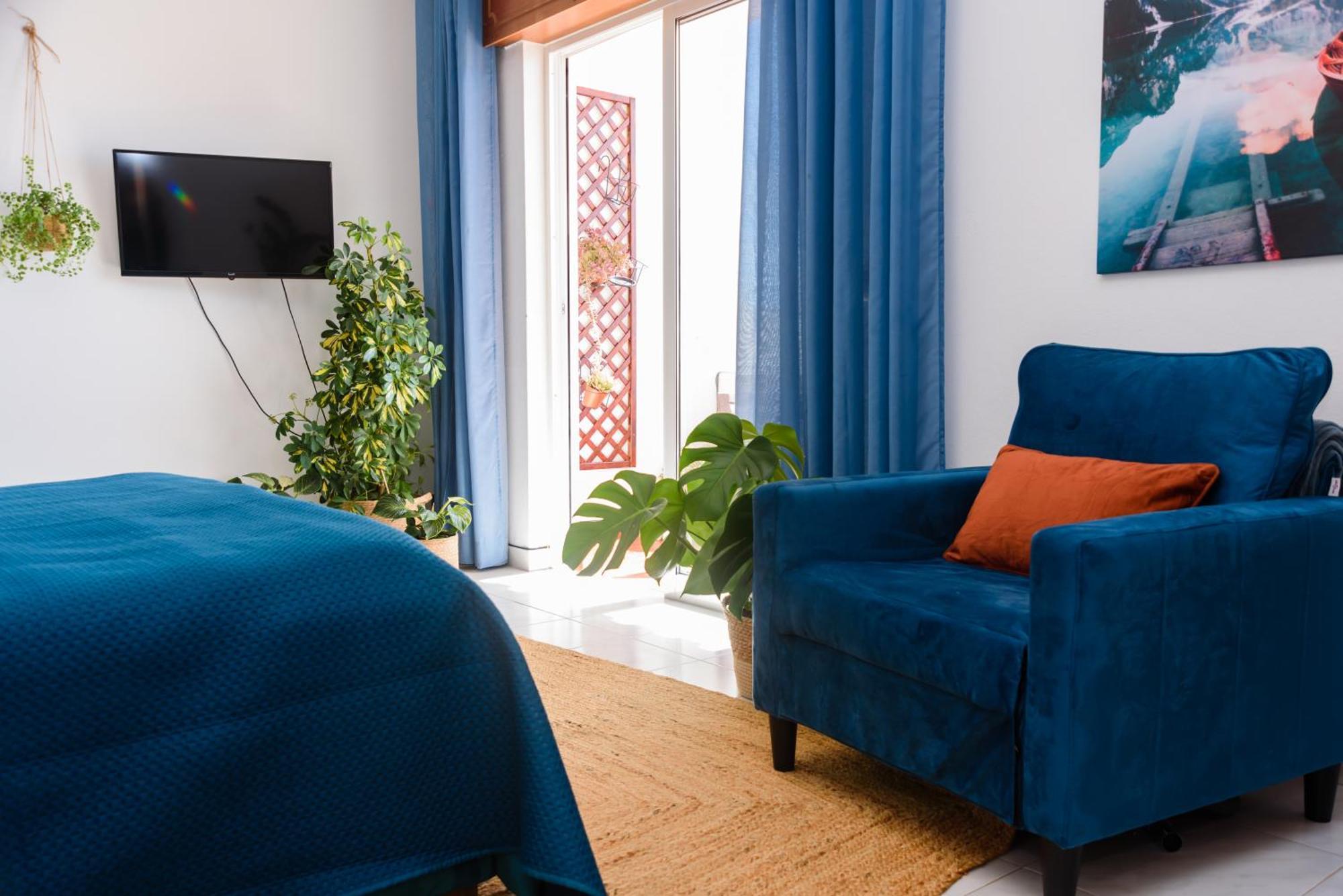 Hillside Studio With Sea View & Fibre Internet Albufeira Bagian luar foto