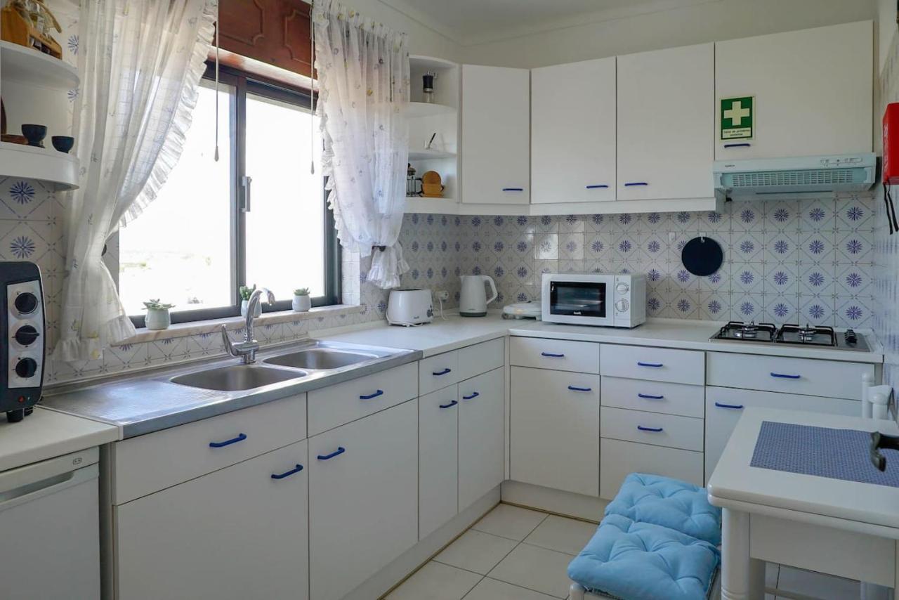 Hillside Studio With Sea View & Fibre Internet Albufeira Bagian luar foto